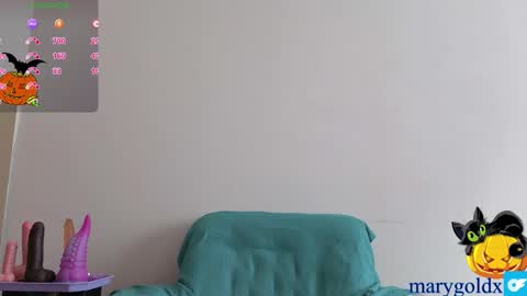 Snapshot of maryhillx chatting on October 2025 08:59:01 AM MaryHill online show from October 2025 08:59:01 AM