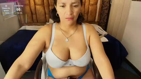 Marylin online show from May 2026 07:33:01 PM