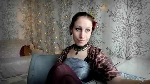 Mary Lou online show from September 2025 06:35:01 AM