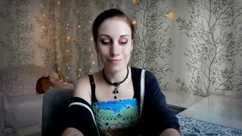 Mary Lou online show from September 2025 06:25:02 AM