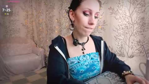 Snapshot of marylou_ chatting on March 2026 05:42:01 AM Mary Lou online show from March 2026 05:42:01 AM