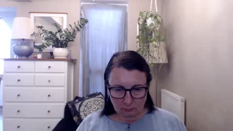 Mary online show from September 2025 12:16:02 PM