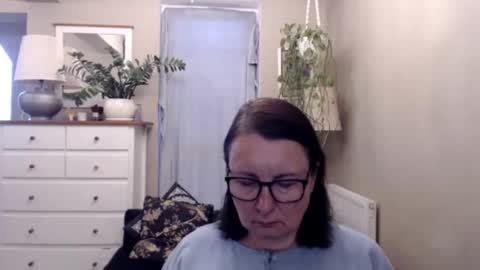 Mary online show from September 2025 12:18:01 PM