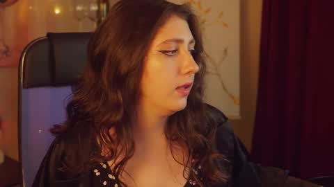 Mary Miller online show from September 2025 09:42:02 AM