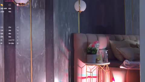 Mary online show from October 2025 05:08:01 PM