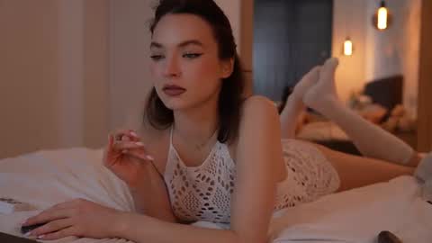 Snapshot of marypsiss chatting on June 2026 10:03:01 AM Marina online show from June 2026 10:03:01 AM
