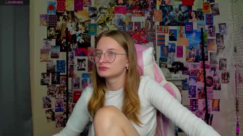 maryyy_may online show from September 2025 04:29:02 PM