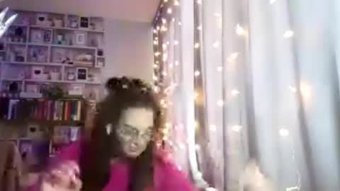 Kelly online show from March 2026 07:15:01 AM