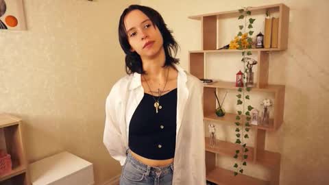 Emily online show from January 2026 08:35:01 PM