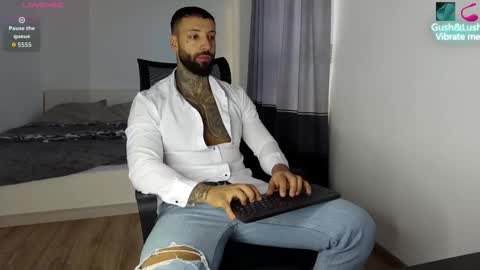 masculineguy69 online show from October 2025 05:08:02 AM