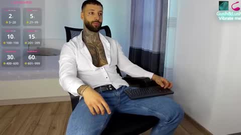masculineguy69 online show from October 2025 06:48:01 AM