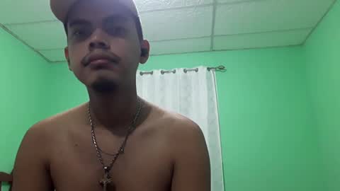 Snapshot of maserati120 chatting on February 2025 01:57:01 AM Max online show from February 2025 01:57:01 AM