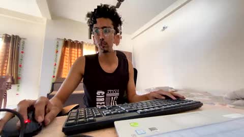 Snapshot of maskboyz2004 chatting on February 2025 03:23:02 AM Mask Boy online show from February 2025 03:23:02 AM