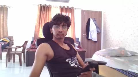 Mask Boy online show from October 2025 03:48:02 AM