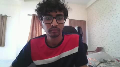 Mask Boy online show from February 2026 06:33:02 AM