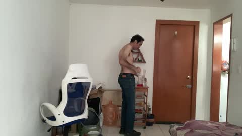 Snapshot of masked_latin_noir chatting on March 2026 06:46:02 PM Masked Latin Noir online show from March 2026 06:46:02 PM