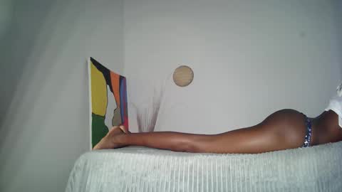masked_shy_girl online show from May 2026 01:39:02 PM