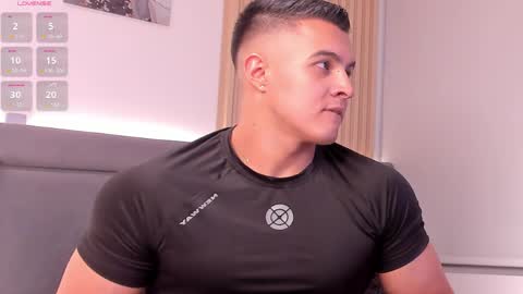 Mason Bennet online show from April 2026 12:15:01 AM