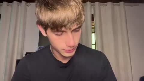 Snapshot of mason_gallagher chatting on July 2026 02:16:02 PM Mason online show from July 2026 02:16:02 PM
