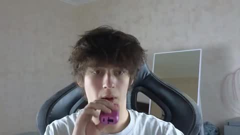 Snapshot of mason_jr chatting on October 2025 07:14:01 PM mason_jr online show from October 2025 07:14:01 PM