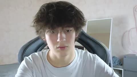 Snapshot of mason_jr chatting on October 2025 05:13:02 PM mason_jr online show from October 2025 05:13:02 PM