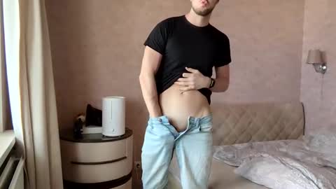 massage_mike online show from April 2026 01:54:02 PM
