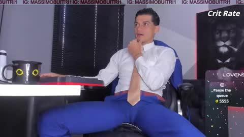 Snapshot of massimo_g chatting on November 2025 01:00:02 PM I am Massimo online show from November 2025 01:00:02 PM