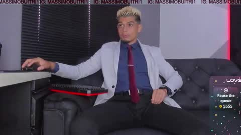 I am Massimo online show from January 2026 01:16:02 PM