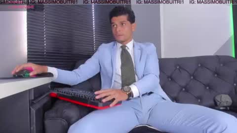 I am Massimo online show from July 2026 12:19:01 PM