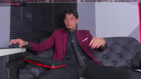 I am Massimo online show from July 2026 11:18:01 PM