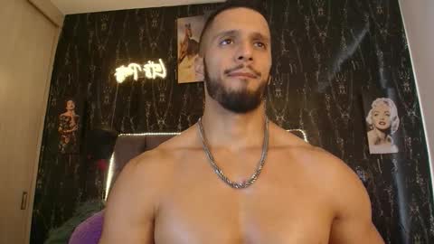 massimo_greco2 online show from February 2026 09:46:02 PM