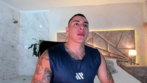 Snapshot of massimocontie_ chatting on December 2024 11:33:01 AM Massimo Contie online show from December 2024 11:33:01 AM