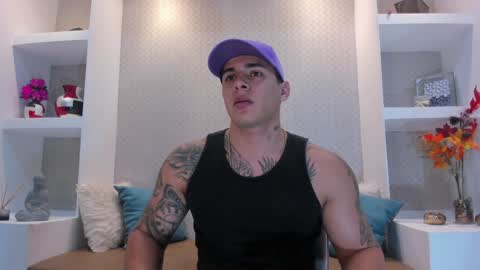 Snapshot of massimocontie_ chatting on December 2024 12:00:02 PM Massimo Contie online show from December 2024 12:00:02 PM