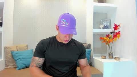 Snapshot of massimocontie_ chatting on January 2025 11:58:02 AM Massimo Contie online show from January 2025 11:58:02 AM