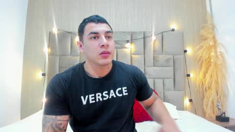 Snapshot of massimocontie_ chatting on January 2025 05:24:01 PM Massimo Contie online show from January 2025 05:24:01 PM