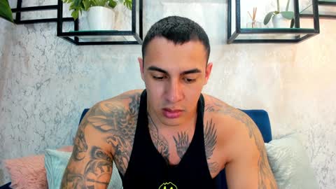 Snapshot of massimocontie_ chatting on January 2025 04:08:02 PM Massimo Contie online show from January 2025 04:08:02 PM