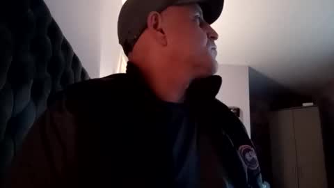 Snapshot of massivecock1980604187 chatting on October 2025 03:01:01 PM massivecock1980604187 online show from October 2025 03:01:01 PM