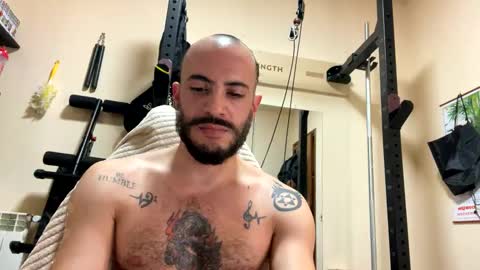 Snapshot of massivemax89 chatting on February 2025 02:02:01 PM massivemax89 online show from February 2025 02:02:01 PM