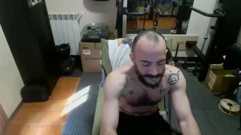 Snapshot of massivemax89 chatting on March 2026 03:38:01 PM massivemax89 online show from March 2026 03:38:01 PM