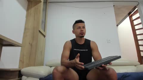 Snapshot of master4pigbitchslv chatting on January 2025 12:50:02 PM Domi online show from January 2025 12:50:02 PM