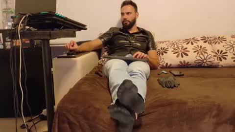 Snapshot of master_roberto333 chatting on October 2025 07:14:02 PM SIR online show from October 2025 07:14:02 PM