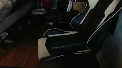 Snapshot of masterbatemike1 chatting on November 2025 09:18:02 AM MasterbateMike online show from November 2025 09:18:02 AM