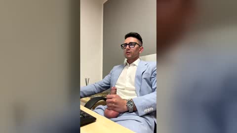 Snapshot of masterboss_fl chatting on May 2026 12:02:01 PM Master Boss online show from May 2026 12:02:01 PM