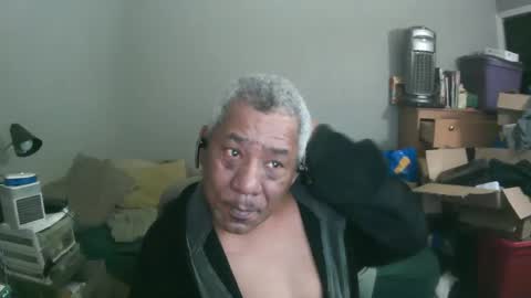 Snapshot of mastercontroller65 chatting on January 2025 09:55:01 AM mastercontroller65 online show from January 2025 09:55:01 AM