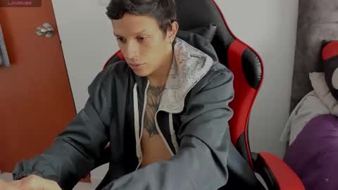 Snapshot of masterdave7 chatting on October 2025 03:31:01 PM Dave online show from October 2025 03:31:01 PM