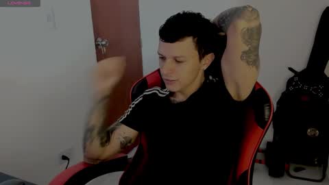 Snapshot of masterdave7 chatting on November 2025 11:19:01 AM Dave online show from November 2025 11:19:01 AM