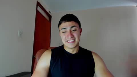 Snapshot of masterfiterotic chatting on February 2025 06:35:01 PM masterfiterotic online show from February 2025 06:35:01 PM