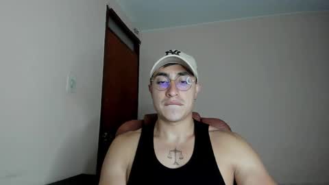 Snapshot of masterfiterotic chatting on March 2025 11:16:02 PM masterfiterotic online show from March 2025 11:16:02 PM