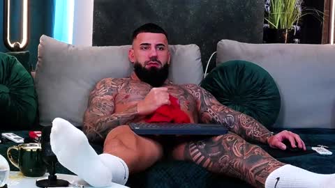 masterkingofmuscle online show from January 2025 01:05:01 PM