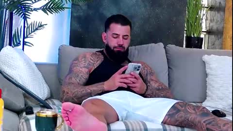 masterkingofmuscle online show from October 2025 10:26:01 AM